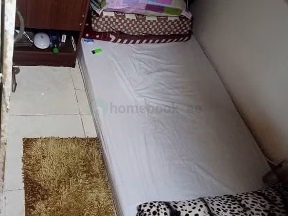 Bed Space & Partition in Al Satwa