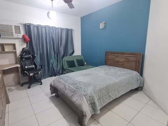 Room for Rent in Al Karama