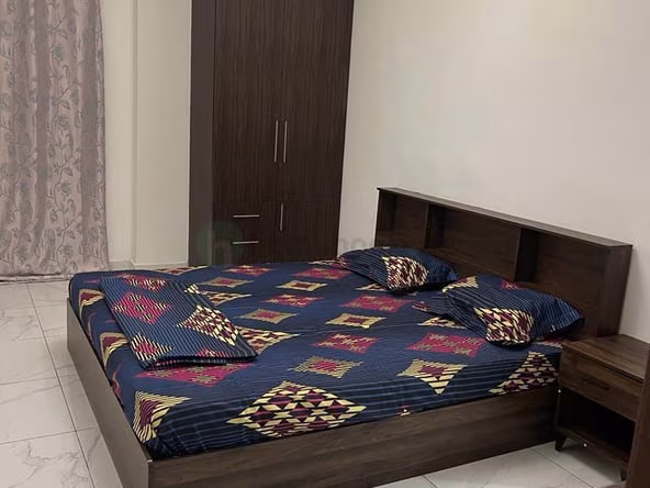 ‌Bedroom Apartment for Rent in International City Dubai