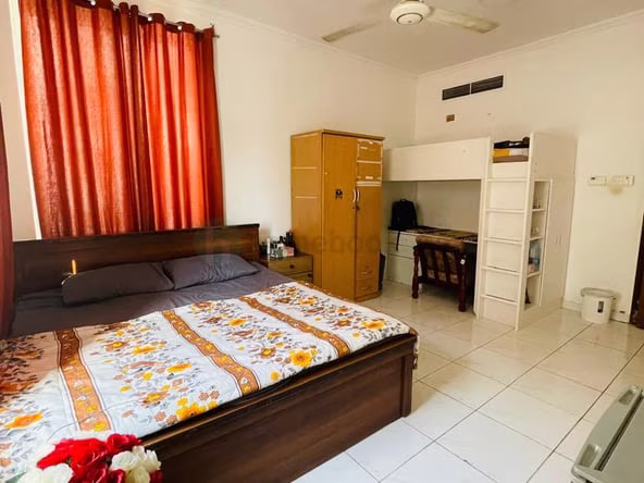 Room for Rent in Al Karama