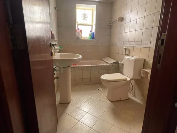 Room for Rent in Al Karama
