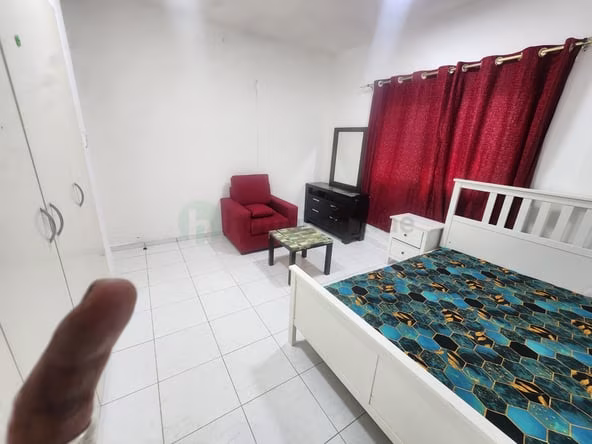 Room for Rent in Al Mankhool