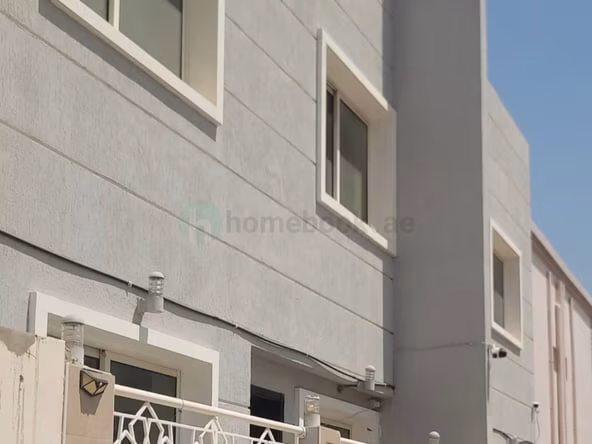 Room for Rent in Al satwa