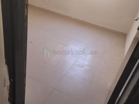 Room for Rent in Al satwa