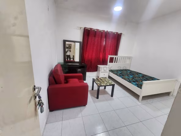 Room for Rent in Al Mankhool