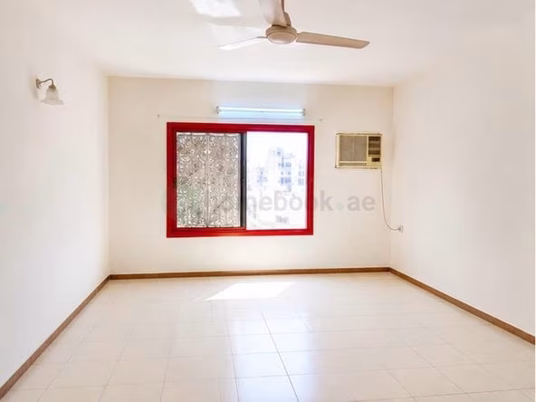 Room for Rent in Al satwa