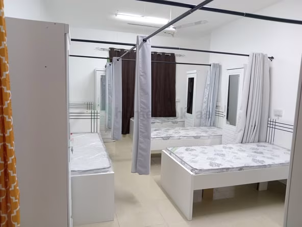 Bed Space & Partition in Al Nahda