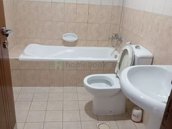 Bed Space & Partition in Al Nahda