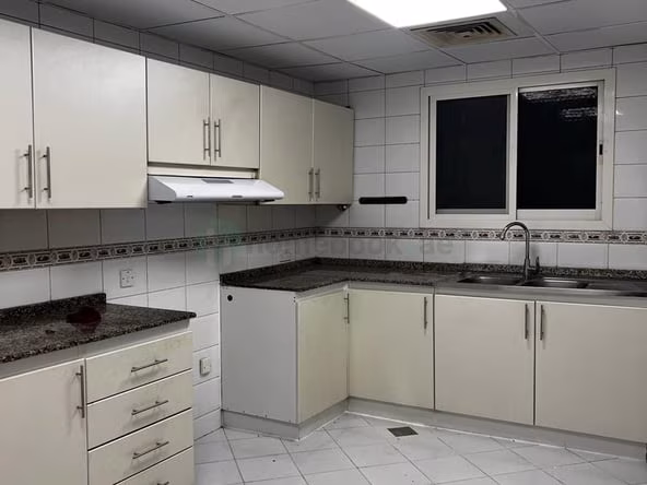 Bed Space & Partition in Al Qusais