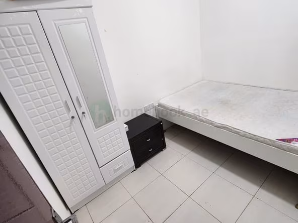 Bed Space & Partition in Al Nahda