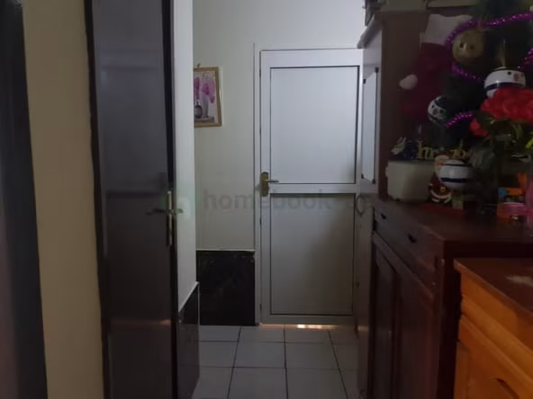 Bed Space & Partition in Sheikh Zayed Road