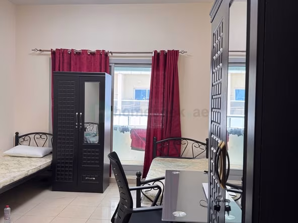 Bed Space & Partition in Al Nahda