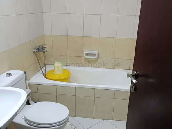 Bed Space & Partition in Al Nahda