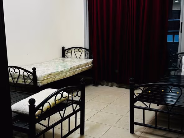 Bed Space & Partition in Al Nahda