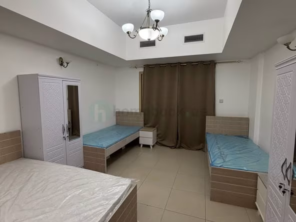 Bed Space & Partition in Al Fahidi