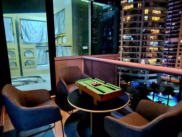 Bed Space & Partition in Dubai Marina