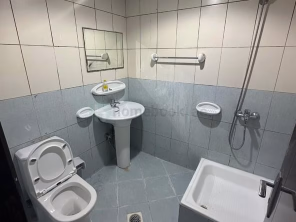 Bed Space & Partition in Al Qusais