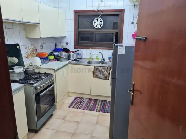 Room for Rent in Al Muraqqabat
