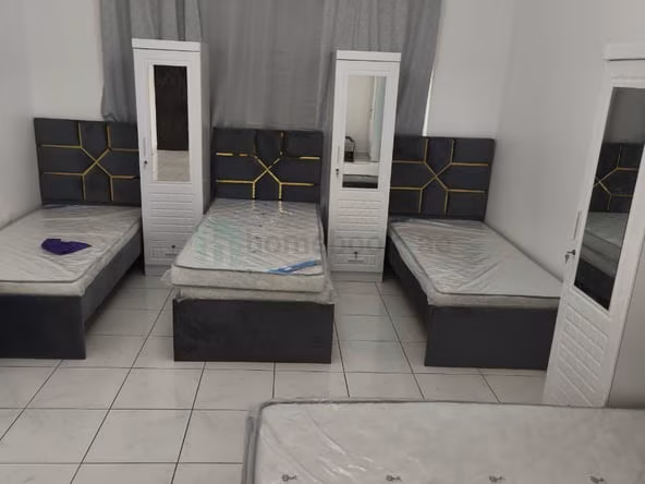Bed Space & Partition in Sheikh Zayed Road
