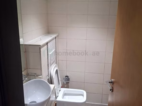 Bed Space & Partition Jumeirah Village Circle (JVC)
