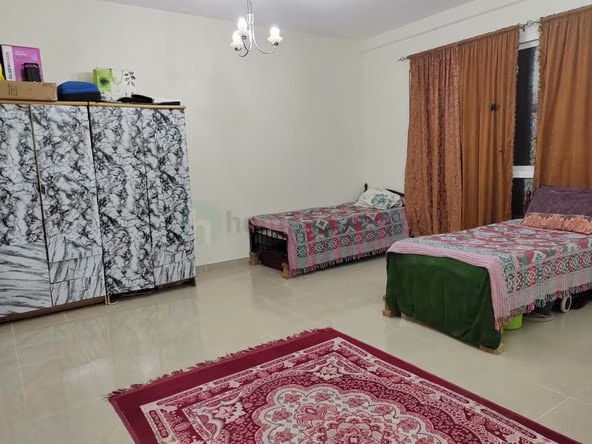 Bed Space & Partition in Al Quoz