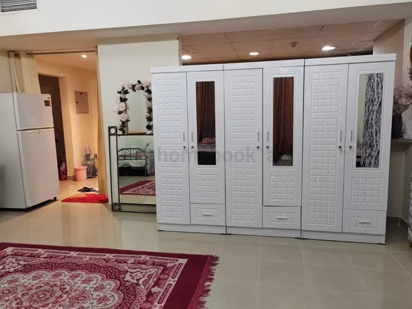 Bed Space & Partition in Al Quoz