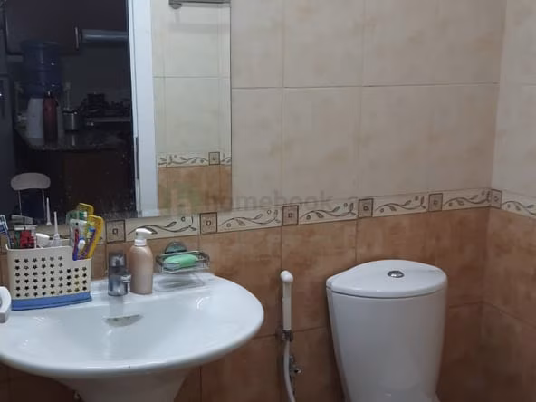 Bed Space & Partition in Al Fahidi