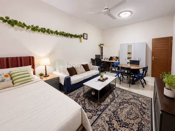 Room for Rent in Muhaisnah