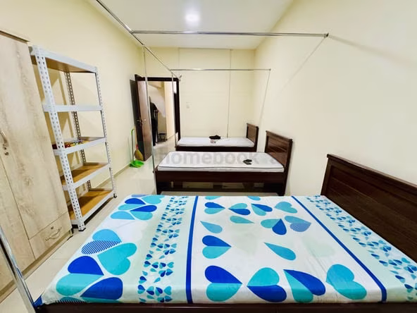 Bed Space & Partition in Al Raffa