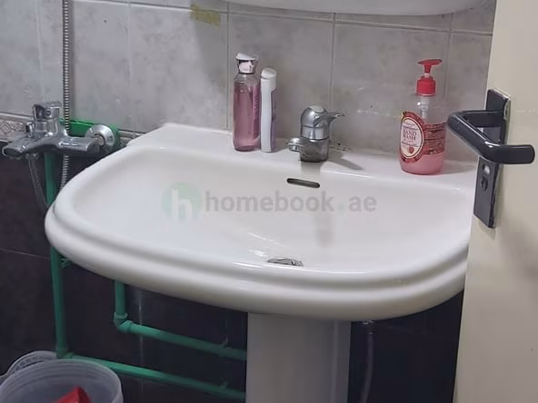 Bedroom Apartment for Rent in Bur Dubai
