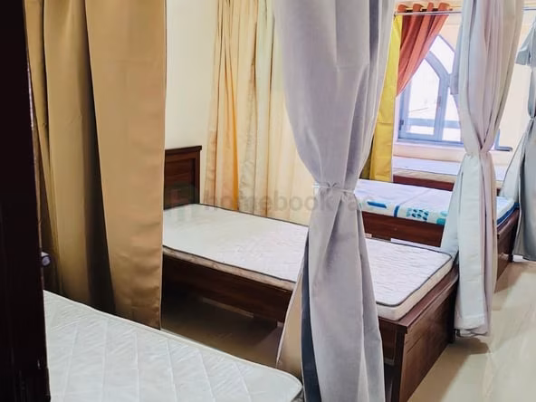 Bed Space & Partition in Al Raffa