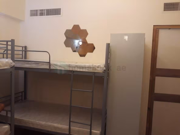 Bed Space & Partition in Sheikh Zayed Road