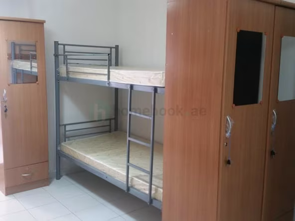 Bed Space & Partition in Sheikh Zayed Road