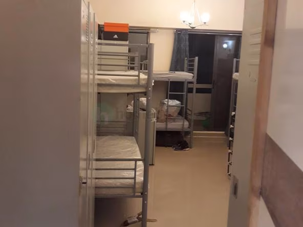 Bed Space & Partition in Sheikh Zayed Road