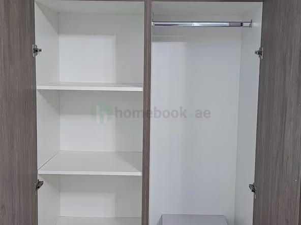 Bed Space & Partition in Sheikh Zayed Road