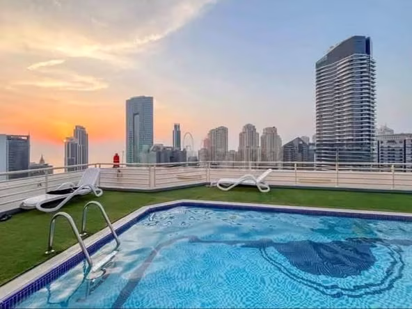 Bed Space & Partition in Dubai Marina