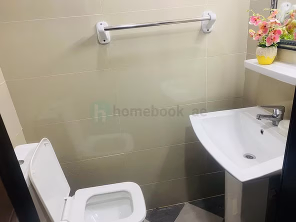 Bed Space & Partition in Al Qusais