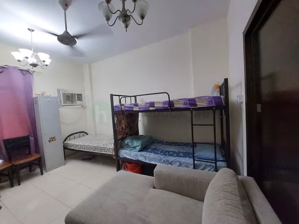 Bed Space & Partition in Al Fahidi