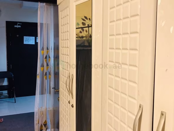 Bed Space & Partition in Al Barsha