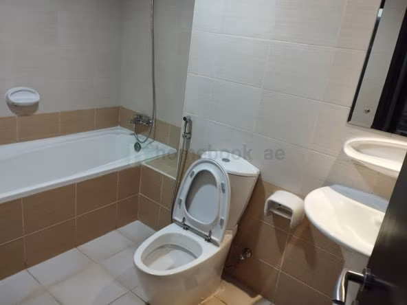 Bed Space & Partition in Al Quoz