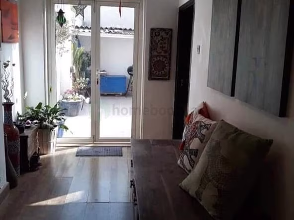 Room for Rent in Al satwa