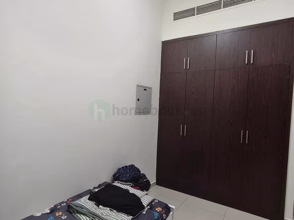 Bed Space & Partition in Naif