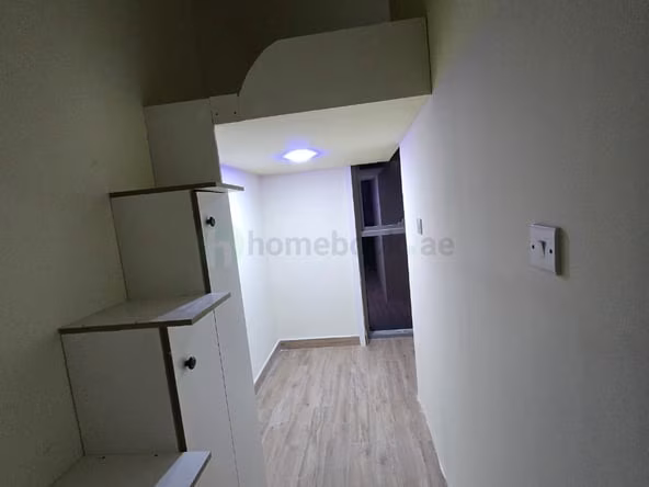 Bed Space & Partition in Al Barsha