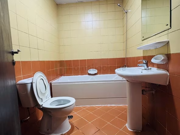 Bed Space & Partition in Al Barsha