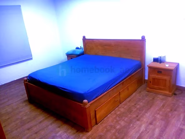 Room for Rent in Al satwa