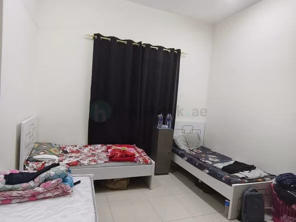 Bed Space & Partition in Naif