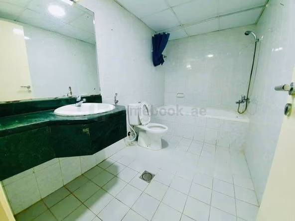 Room for Rent in Al Mankhool