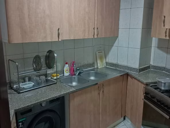 Bed Space & Partition in International City