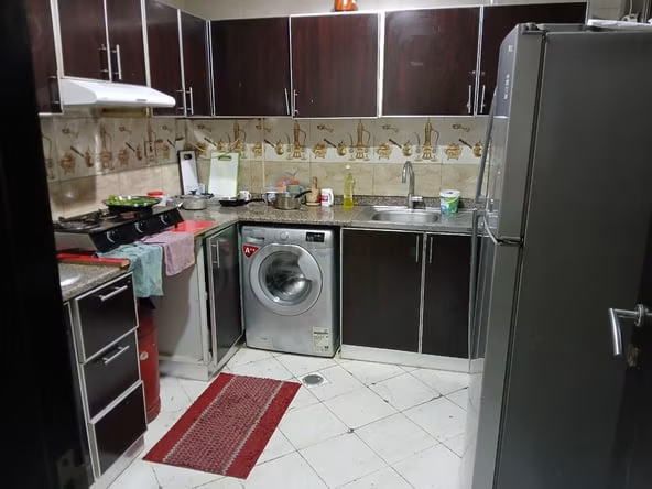 Bed Space & Partition in Al Raffa