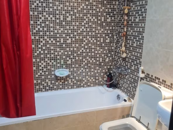 Bed Space & Partition in Al Barsha